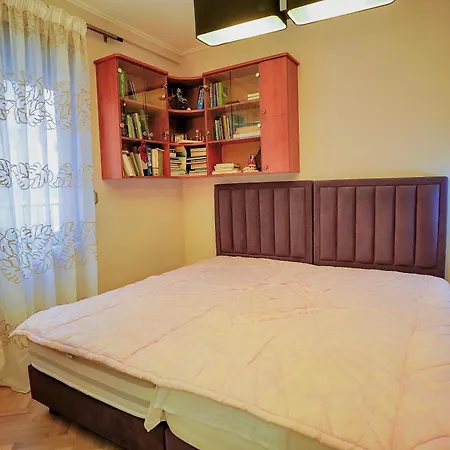 Apartment Center 2-bedrooms 2-bathroom Tirana