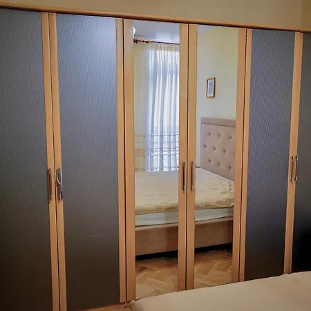 Apartment Center 2-bedrooms 2-bathroom Tirana
